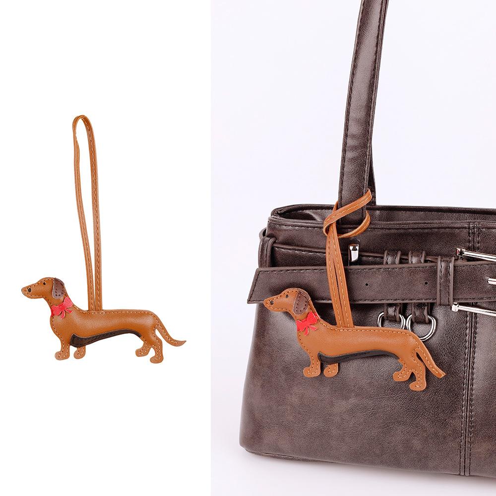 Mini Dachshund Dog Keychain PU Leather Animal Shaped Keyring Hanging Ornament for Backpack And Handbag Unisex Gift