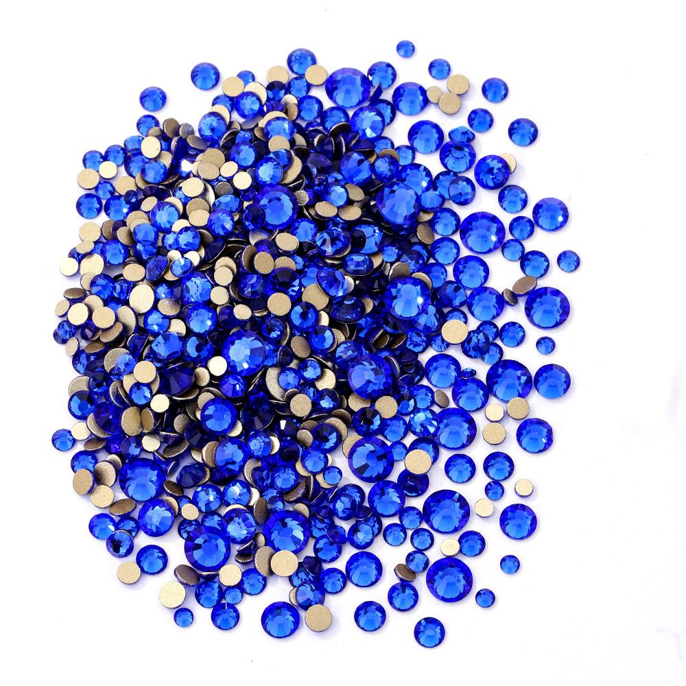 Pujiang Nail Art Strass Goldener Boden Gemischte Größe Flachboden Diamant Ungefähr 1440 Glas Aufkleber Diamanten Farbige Kleine Runde Diamanten