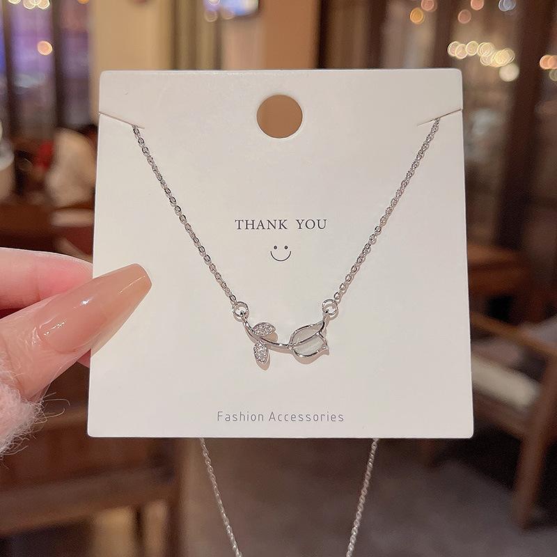 Light Luxury Niche Titanium Steel Necklace Women's Senior Design Sense Zircon Bow Clavicle Chain Neck Chain