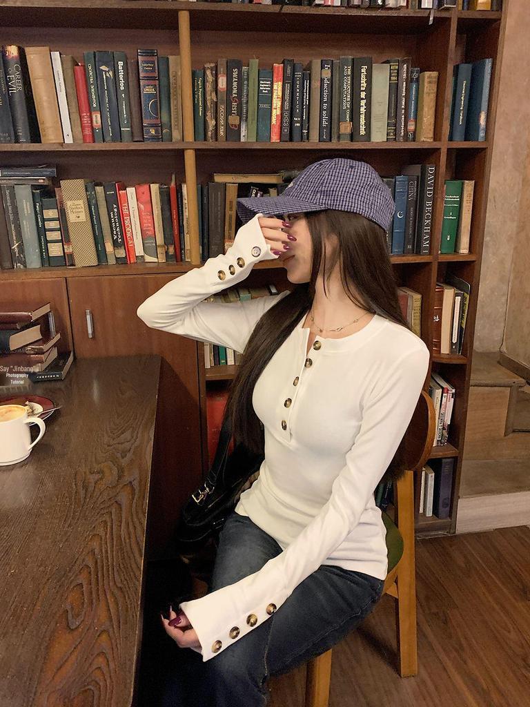 Design-Forward Slim-Fit Open-Neck Long-Sleeved Base Shirt - Spring New Arrival