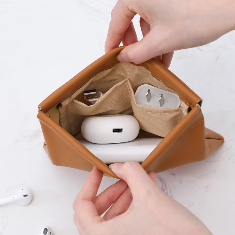 Cosmetic Bag Portable Mini Lipstick Storage Bag Storage Bag Travel Outer Suitcase Data Cable