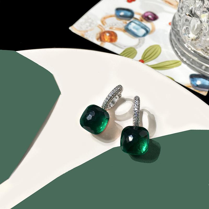 Náušnice puzetky z křišťálu a stříbra S925 ve stylu celebrit – Houbová hlavička s kamenem čtvercového tvaru v barvě bonbónu, zdobená diamanty