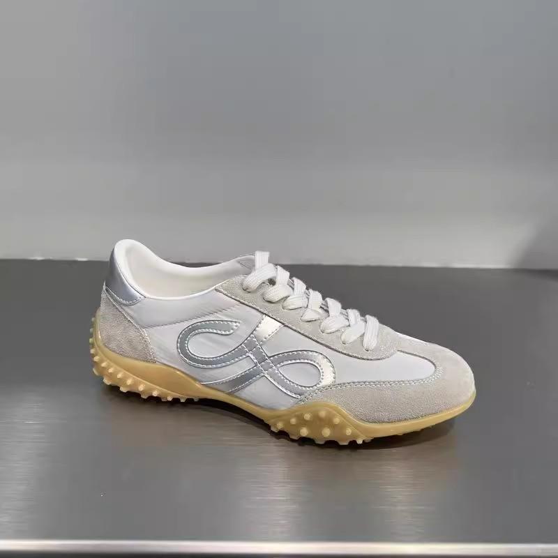 European station women's 2025 spring new leather round head lace-up color matching flat-bottomed German training shoes casual versatile running shoes