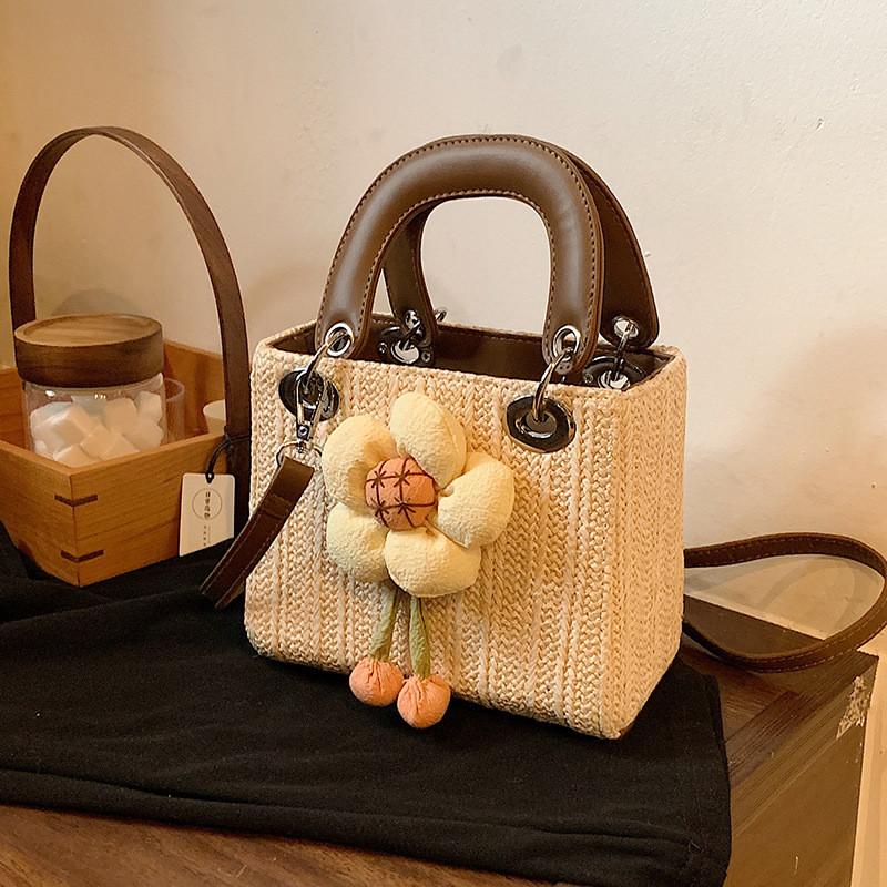 IELGY woven straw bag, high-end messenger bag, seaside popular portable Princess Diana bag