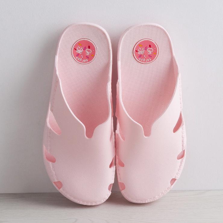 Super Soft Vietnamese Latex Closed-Toe Slippers: Non-Abrasive, Odorless Rubber Casual Shoes with Soft Soles for Men & Women