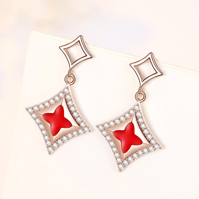 Fashionable, Simple, Light and Luxurious Four-leaf Clover Earrings for Women