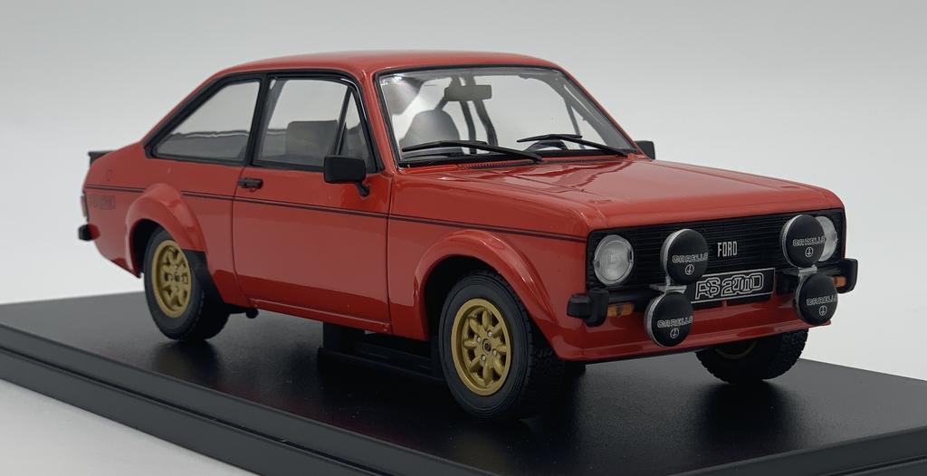 Ford Escort Mk Ii Rs 2000 Model 124223 Whitebox 1:24