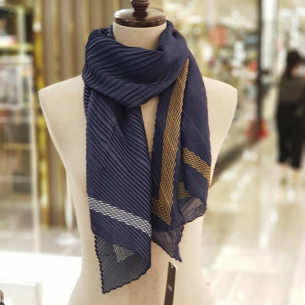 Border Machine Pleated Scarf E20F2PO403