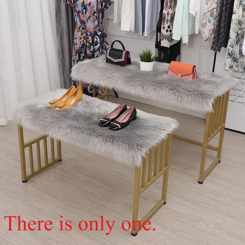 1pc Counter MATS White Blankets Plush Carpets Shelves Exhibition Stands Clothing Stores Window Decorations Acrylic Fibers