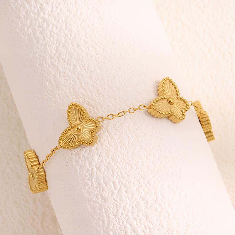 Titanium Steel Laser Butterfly Does Not Fade Women's Light Luxury High-end Sense Fashion Explosion Stainless Steel Jewelry