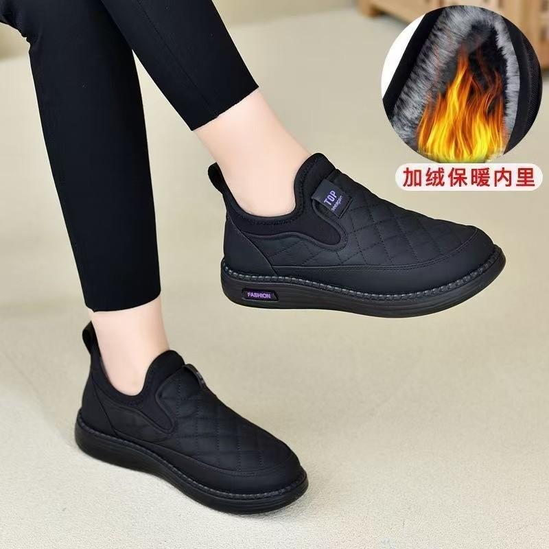 Old Beijing cloth shoes women's casual single shoes cotton shoes women's winter mother shoes one pedal velvet warm and comfortable shoes
