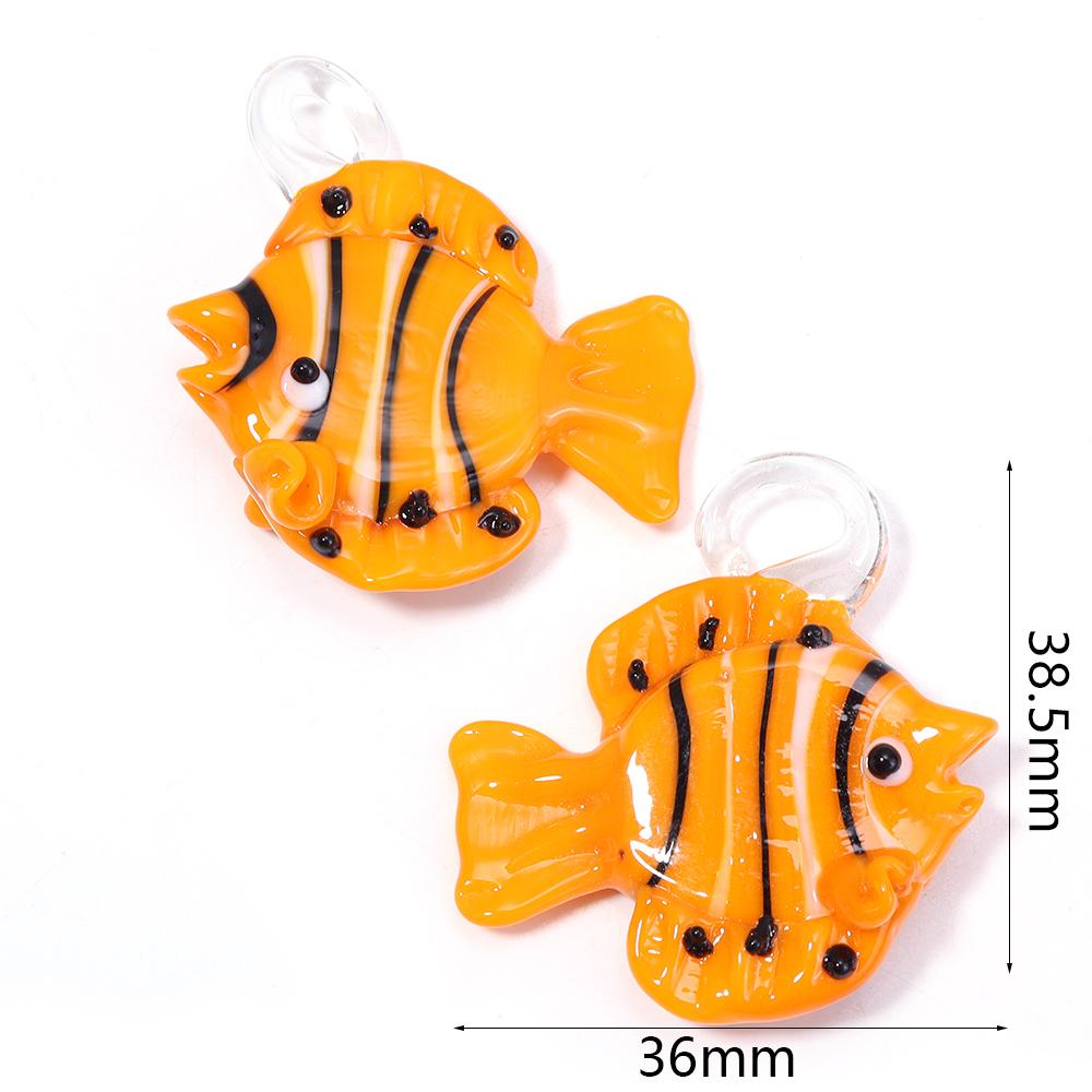 2pcs/Lot 3D Tropical Fish Animal Lampwork Charms For Jewelry Making Tiny Statue Ornaments Aquarium Decor DIY Necklace Pendant