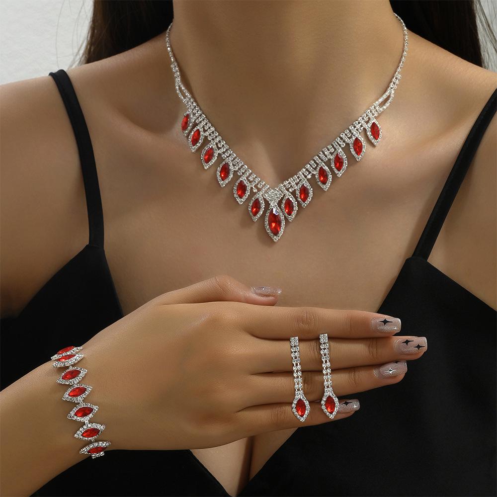 European & American Fashion Bridal Jewelry Set: Earrings, Necklace, Bracelet