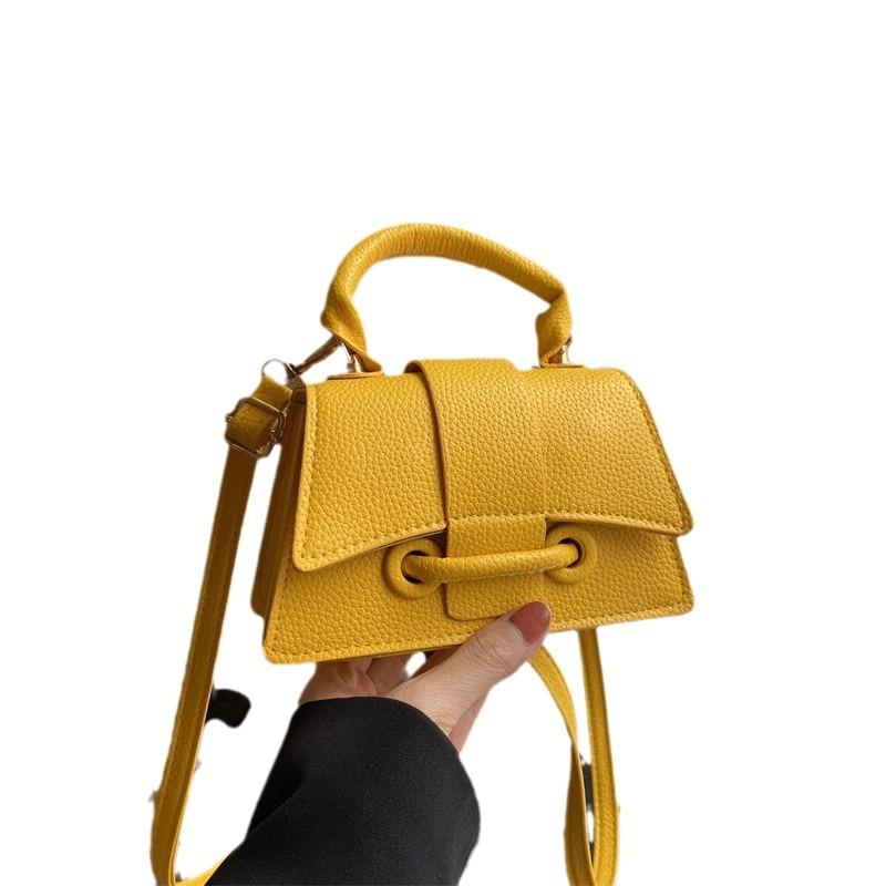 

Portable textured small bag, premium handbag, women s 2025 new mini fashion versatile single shoulder messenger small square bag жёлтый