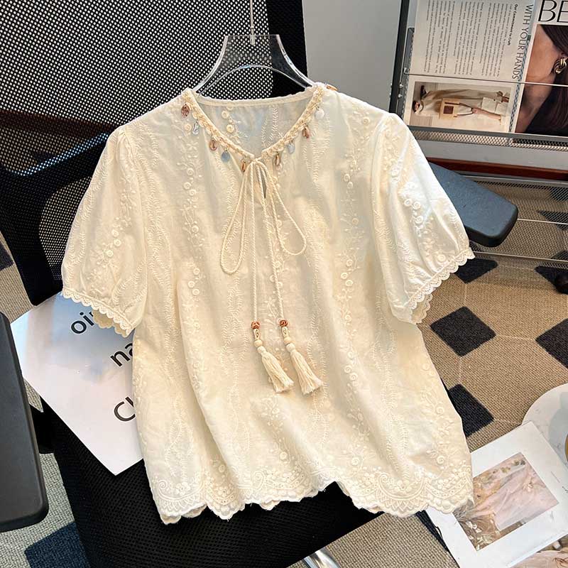 

Летняя женская хлопковая винтажная блузка с круглым вырезом, ракушкой, кисточками, боковыми завязками и короткими рукавами XXL белый