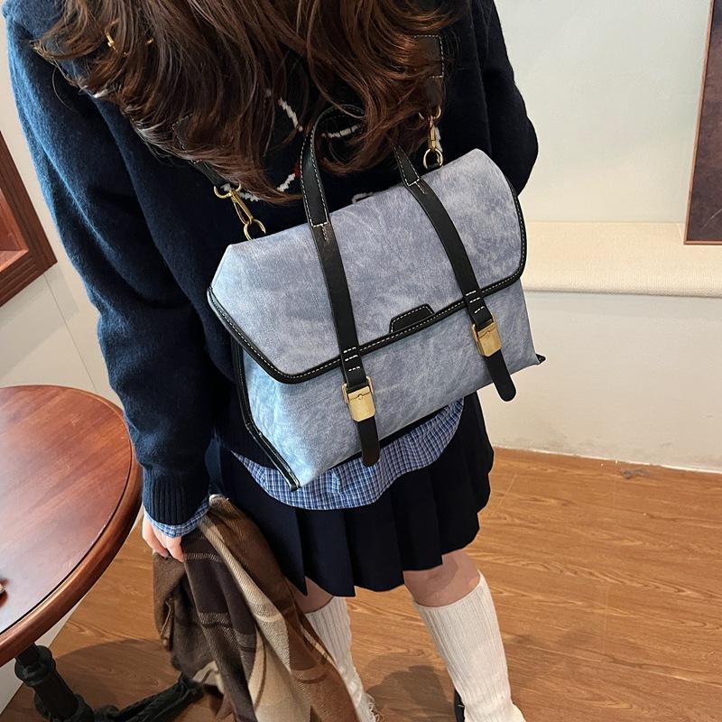 College student tote bag women 2025 new versatile high-end sense large-capacity commuting backpack autumn and winter going out backpack