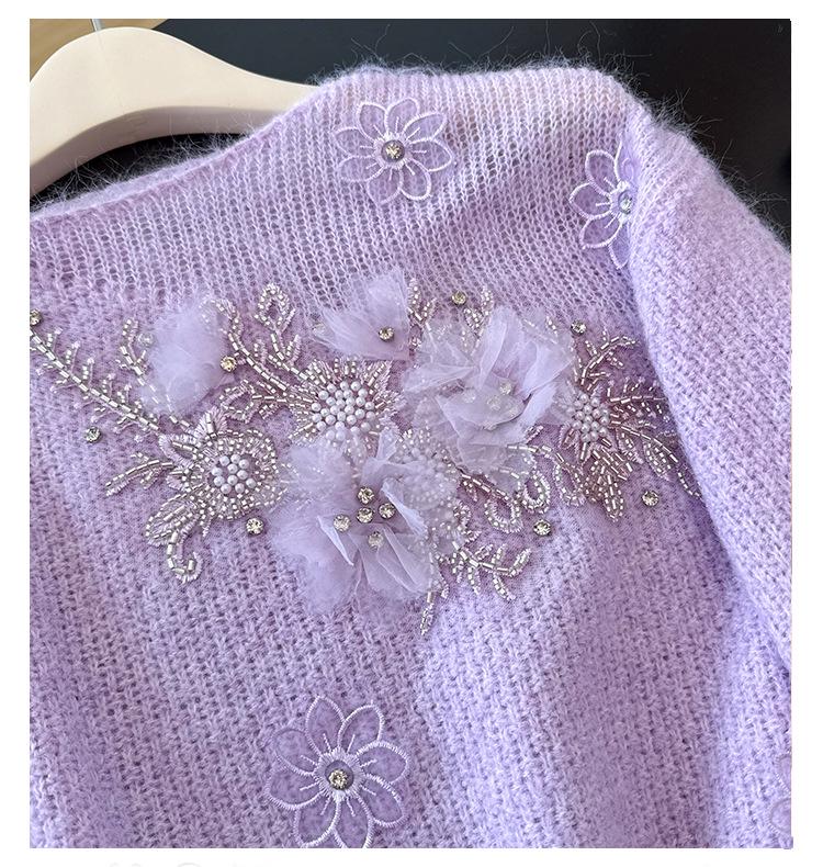 Women's Plus Size Embroidered Beaded Floral Knit Sweater - Slimming, Soft, and Cozy for Autumn/Winter