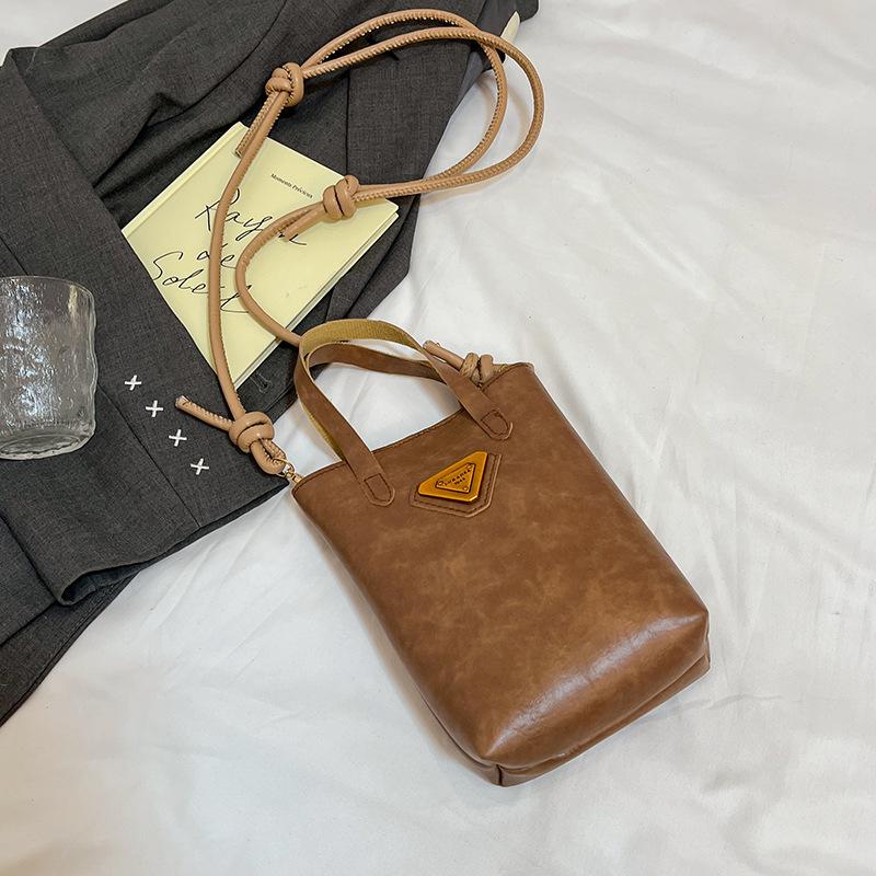 

Высококачественная мини-сумка для мобильного телефона, осенне-зимняя новая модная сумка через плечо для женщин Ins Niche, сумка на одно плечо