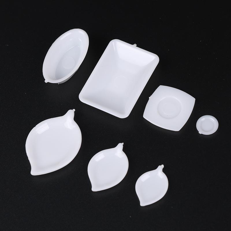 33Pcs/Set Dollhouse Miniature Trays Plates Doll Mini Food White Dishes Tableware