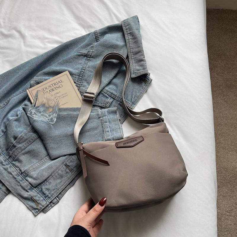 Shoulder Bag Women's Bag Lightweight Multi-Compartment Mother Bag