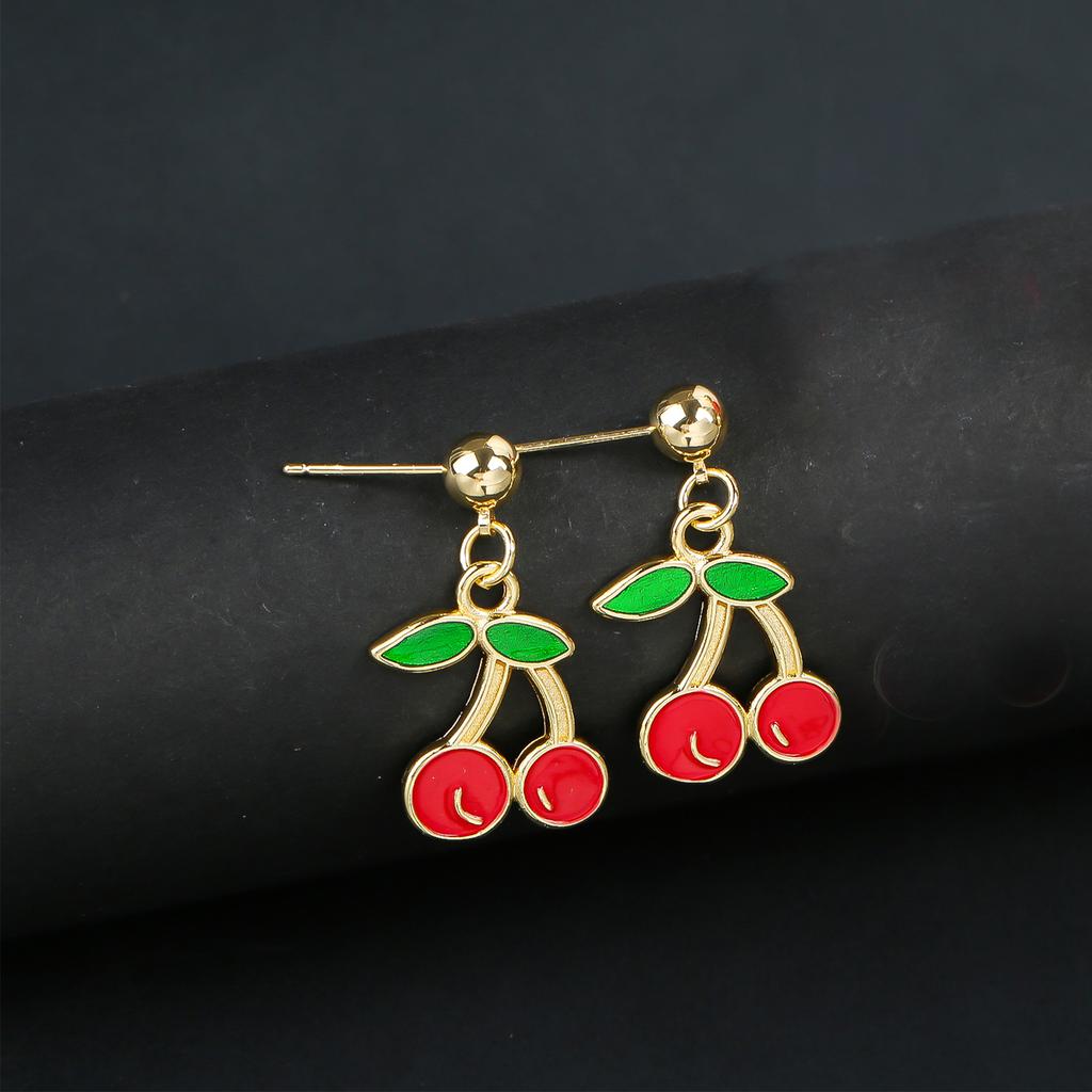 New Sweet Cherry Earrings for Women Red Cherry Fruit Stud Earring Cute Girl Simple Exquisite Edition Luxury Designer Jewelry