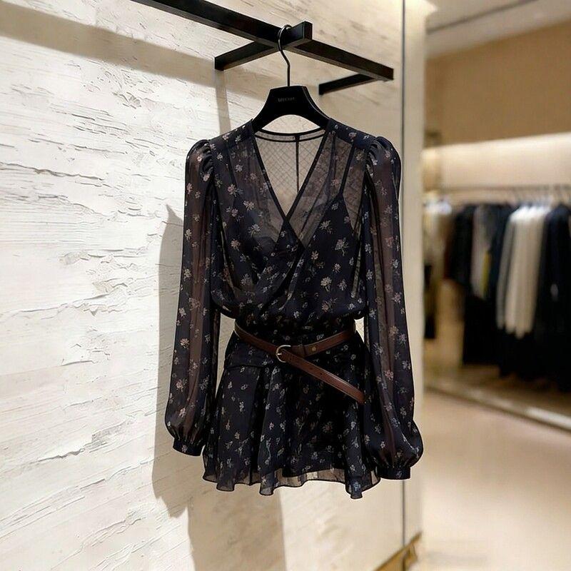 

Shirt for Women, Spring Collection, Unique Design, Mature and Elegant Style, High-End, Unique, Beautiful, Stunning, Waist-Cinching French-Style Top Broken flowers S