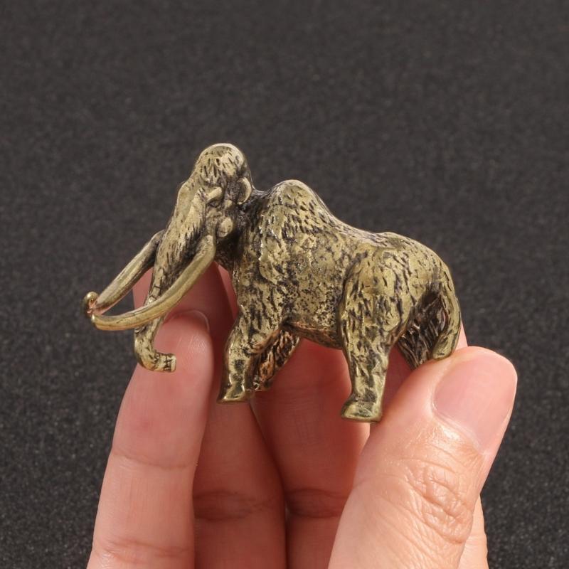 Brasses Tusked Elephant Miniature Figurine with Distressed Finish Antique Sculpture For Living Room Desktop Decors Gift