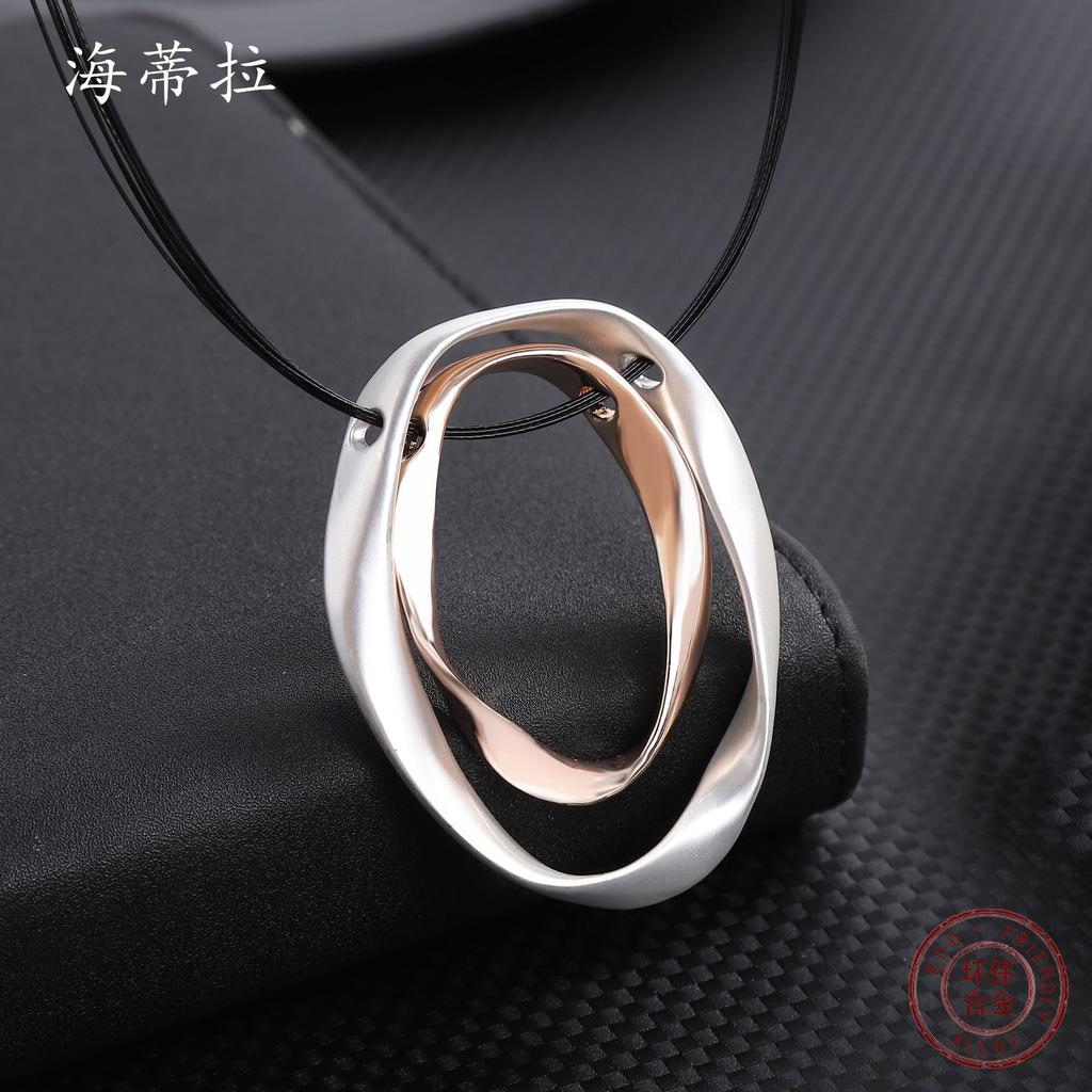 Irregular hollow oval alloy pendant, women's high sense geometric oval steel wire necklace