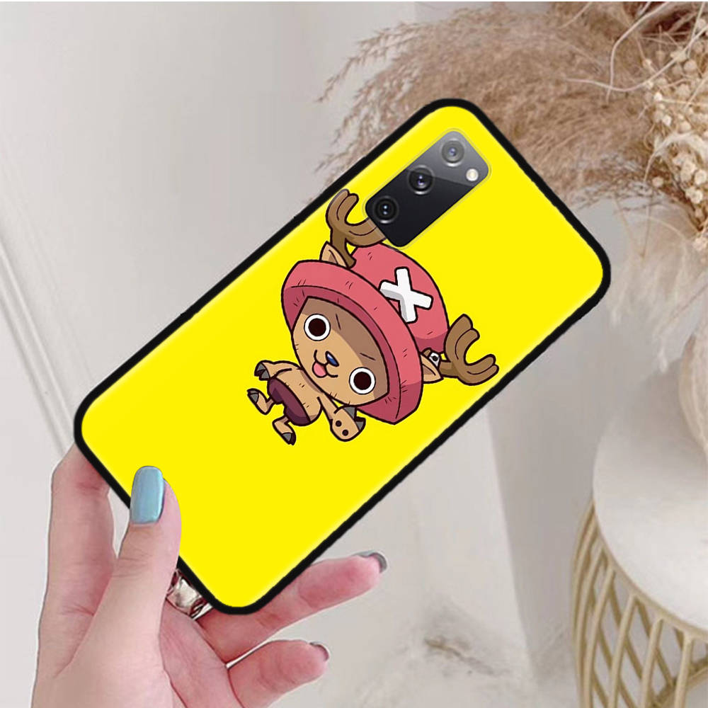 Black Case for iPhone 16 15 Plus 14 13 12 11 Pro 8 6 SE XR XS Max P30 Nova 5T Y5P Y6 Y7 Y8P Y9 Realme C30 C33 C31 W-76 One Piece Chopper