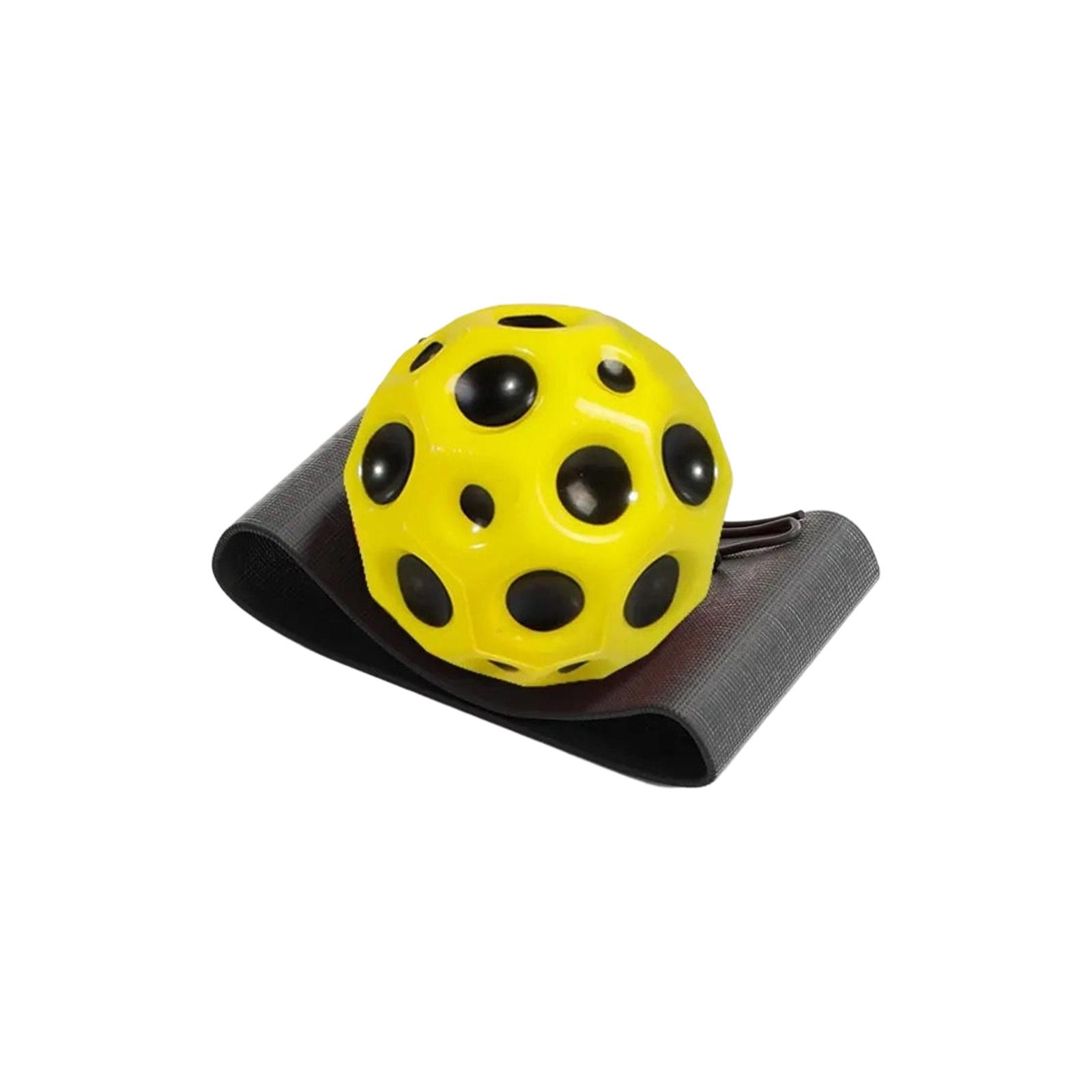

6cm Hand Grip Strengthener Ball with Adjustable Elastic Strap for Stress Relief and Hand Exercise Therapy for Rehabilitation and Fitness Training One Size жовтий