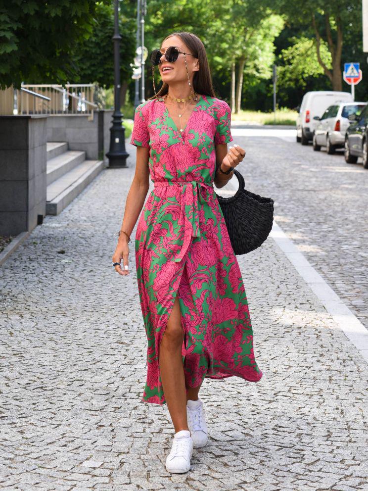 2023 Polka Dot V-Neck Midi Dress with Tie Waist - Women's European & American Holiday Style