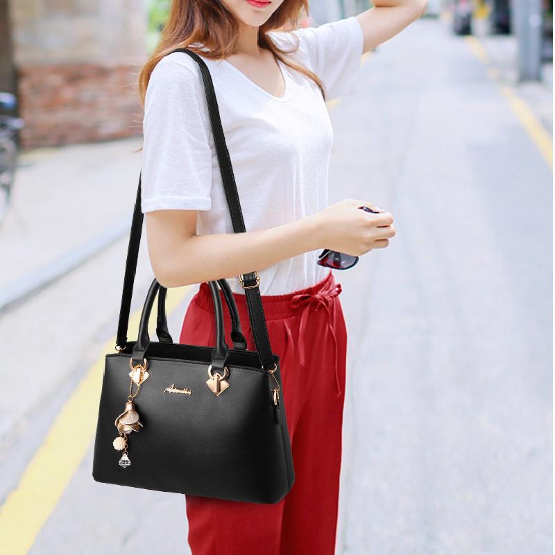 2023 Korean Style Fashion Handbag Bell Shoulder Bag Pu Material Large Size
