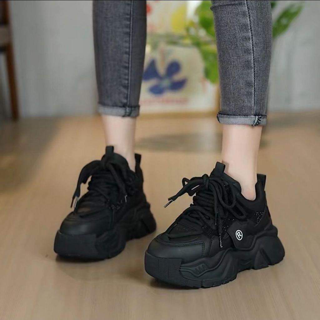 Women's 2025 Street-Style Dad Shoes: Versatile, Thick-Sole, Fleece-Lined, Hot-Selling Casual Sneakers for Spring/Autumn/Winter