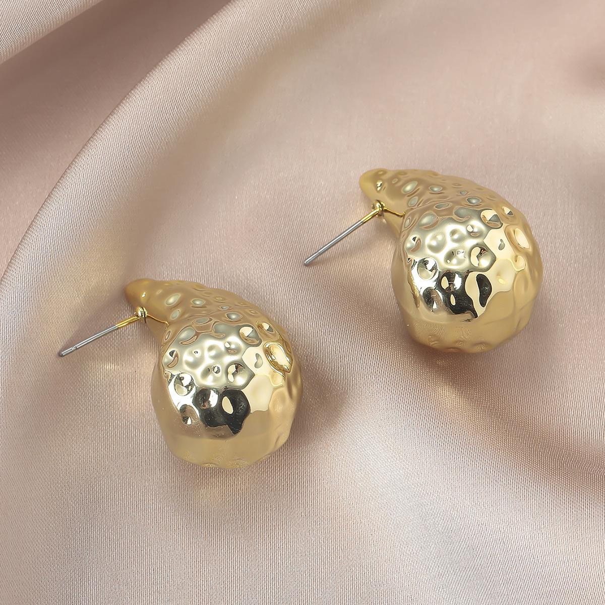 Unique Punk Luxury Water Drop Design Earrings
