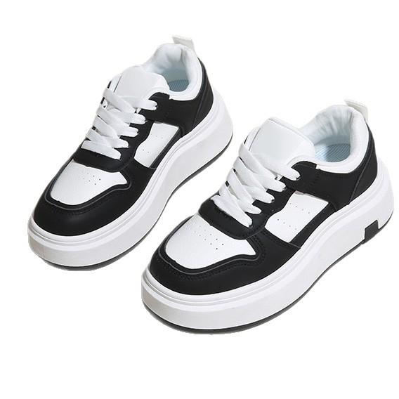 Çok yönlü günlük spor ayakkabılar kadın ayakkabıları 2025 yeni moda platform beyaz ayakkabılar yükseltici bağcıklı öğrenci trend tahta ayakkabılar