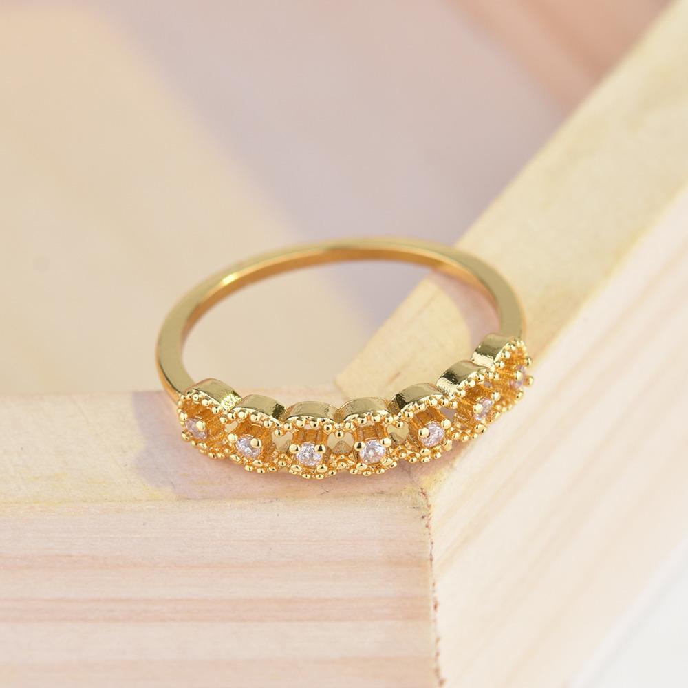 WOSIKATE Vintage Hollow Lace Copper18k Gold Plated Zirconia Ring For Women Fashion Jewellery Simple Party Finger Ring