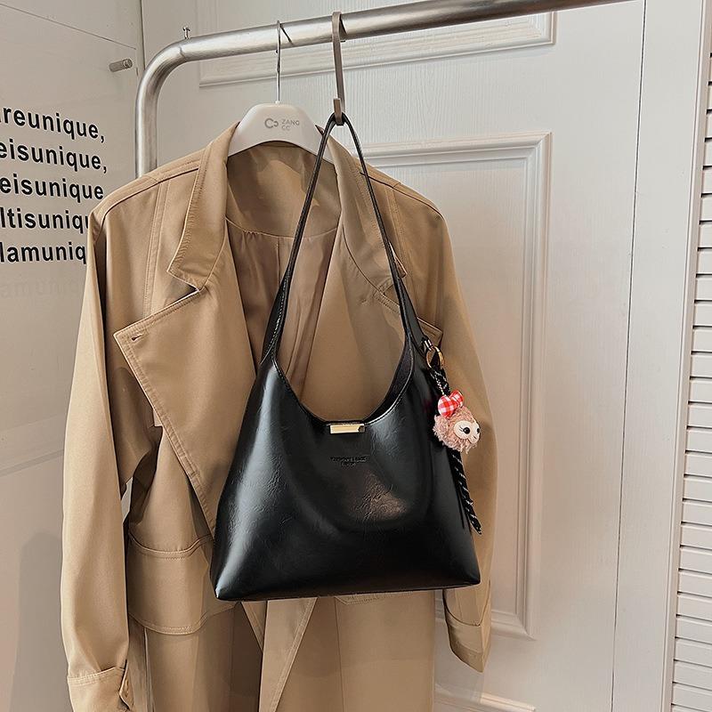 Premium retro bag women's new autumn and winter fashion shoulder bag large capacity commuter tote bag