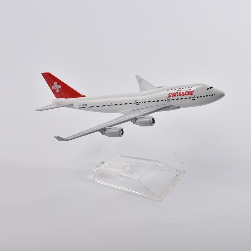 Model Display SWISS Airlines Airplane Model B747 Swiss 16CM 1:400 Scale 747 Alloy Metal Aircraft With Stand Home Decor Collectib