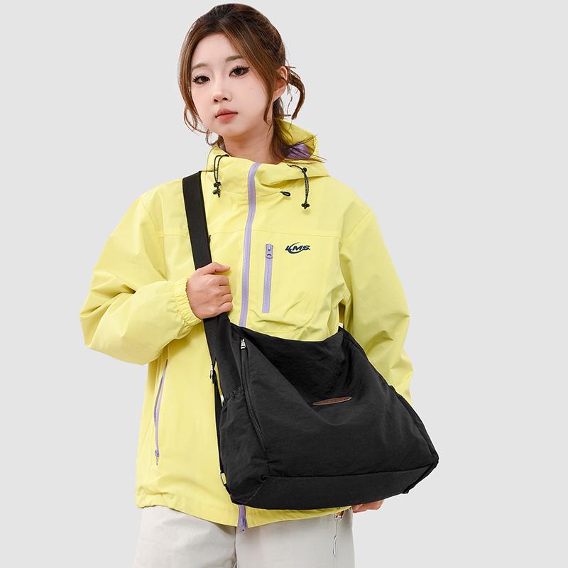 Omuz Çantası Kadın Büyük Kapasiteli Çok Amaçlı Spor Tote Çanta Çok Fonksiyonlu Hafif Sırt Çantası