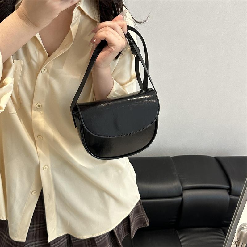 Women S Vintage Saddle Bag Small Pu Crossbody Shoulder Bag Fashionable Versatile