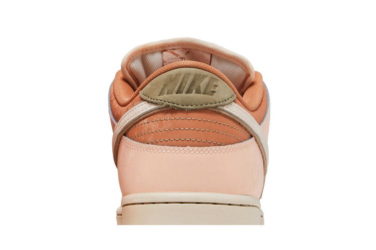 Men's Sneakers Nike SB Dunk Low Trocadéro Gardens