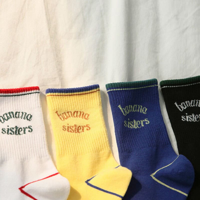 Bananasisters Beeper Lettering Line Socks_4color