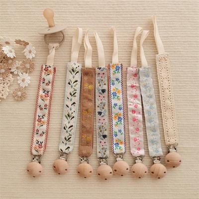 1 Pc Retro Flroal Newborn Pacifier Holder for Boy Girl Embroidery European Flower Baby Pacifier Clip Chain Pacifier Accessories