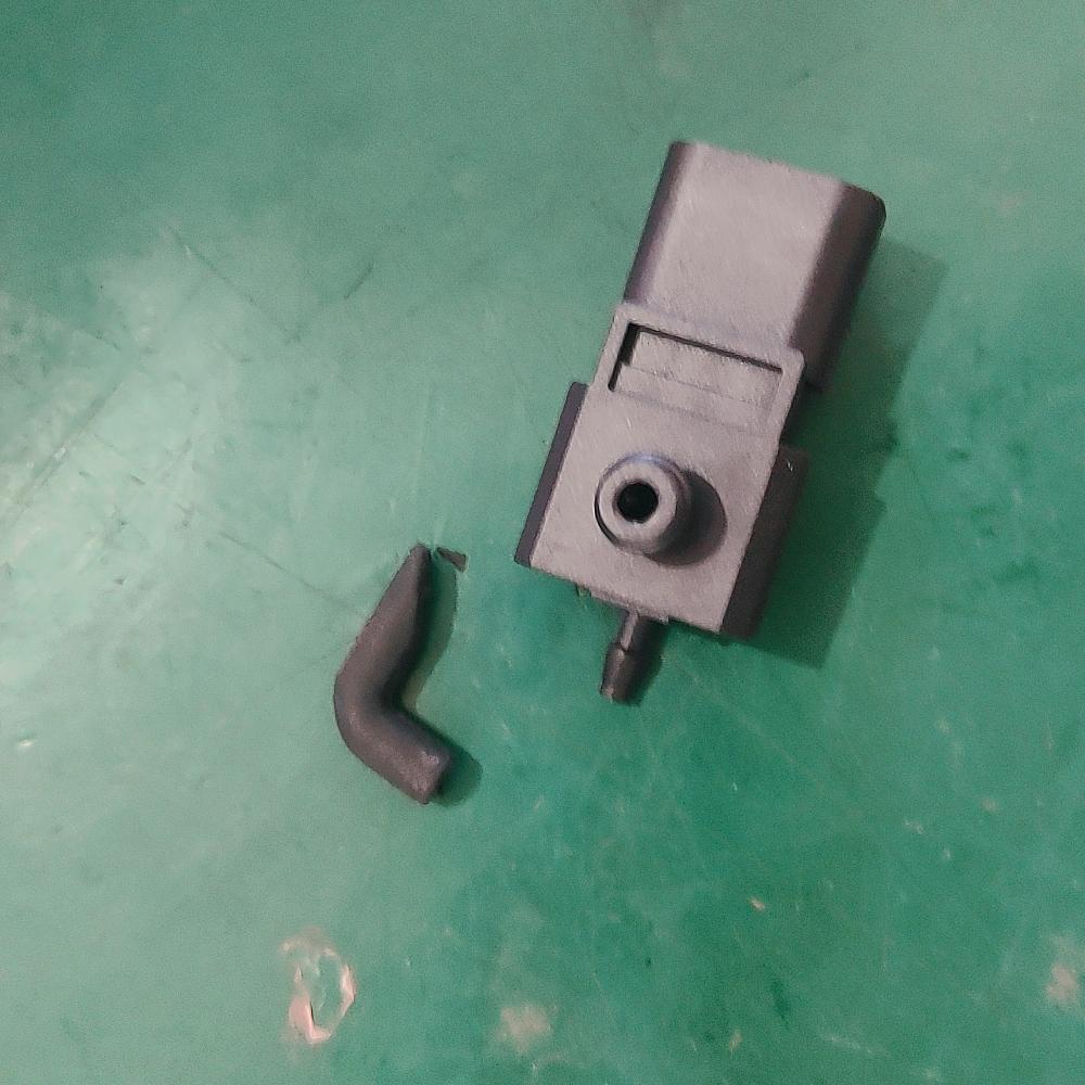 31435-2J000 Fuel Tank Pressure Sensor For Hyundai Kia Sportage
