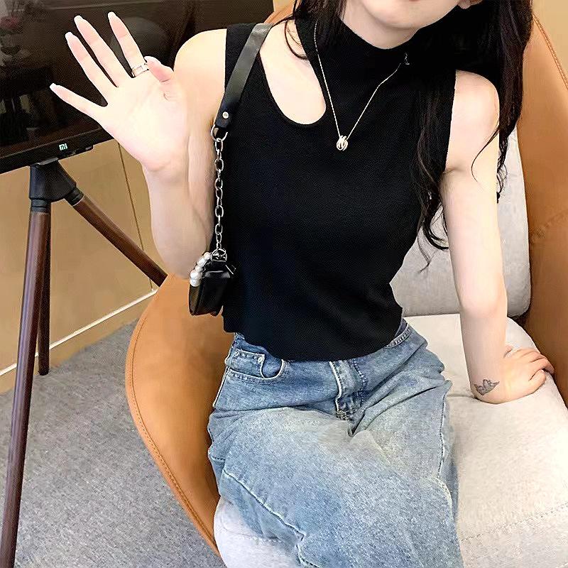 Nový letní svetr s půlrolákovým výstřihem v hongkongském stylu, sexy dívka s odhalenými rameny, štíhlý svetr bez rukávů a ramínkovým výstřihem, pletený svetr