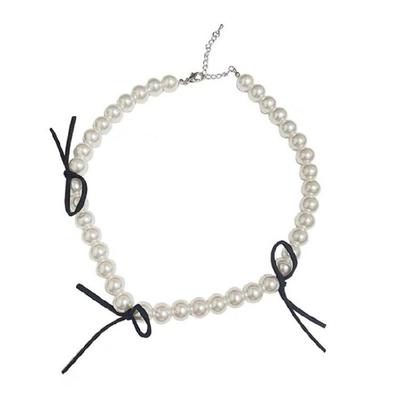 Temperament Kristallperlen Schleifenknoten Halsketten für Damen Jubiläums Schmuck