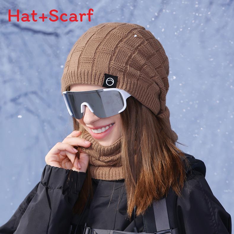 Casual Fleece Lined Knit Cap With No Brim And Design For Winter хаки