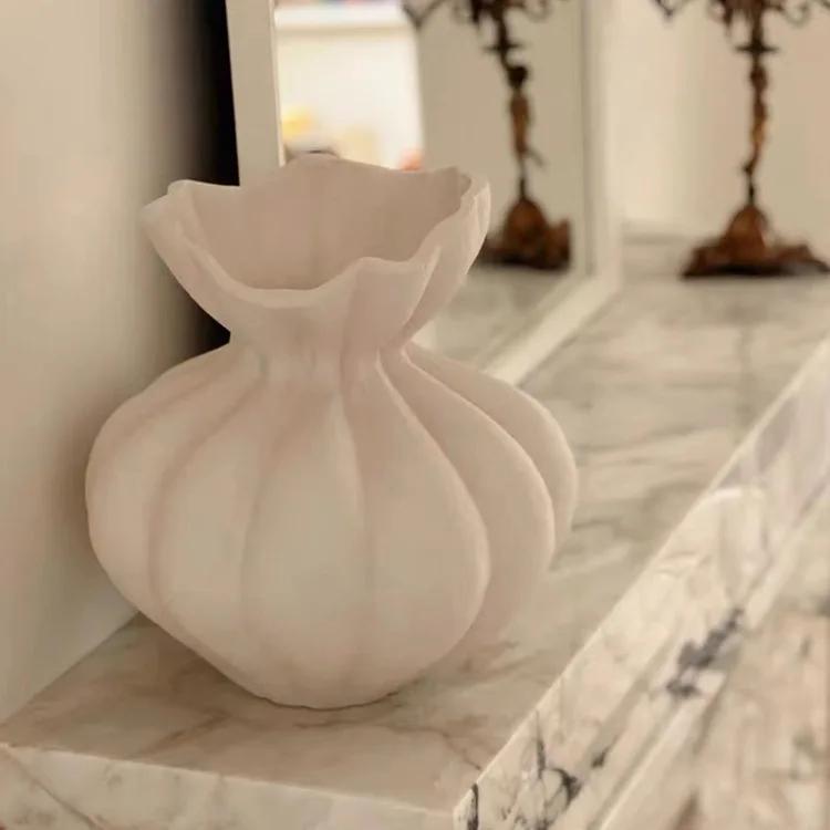 Ceramic Vase French Vintage Lace Flower Arrangement Accessories Flower Vase Ceramic Handicraft Ornaments Home Decoration