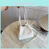 Chic Spring 2024 Fashion Underarm Bag Stylish Commuter Crossbody Bucket Bag For Women