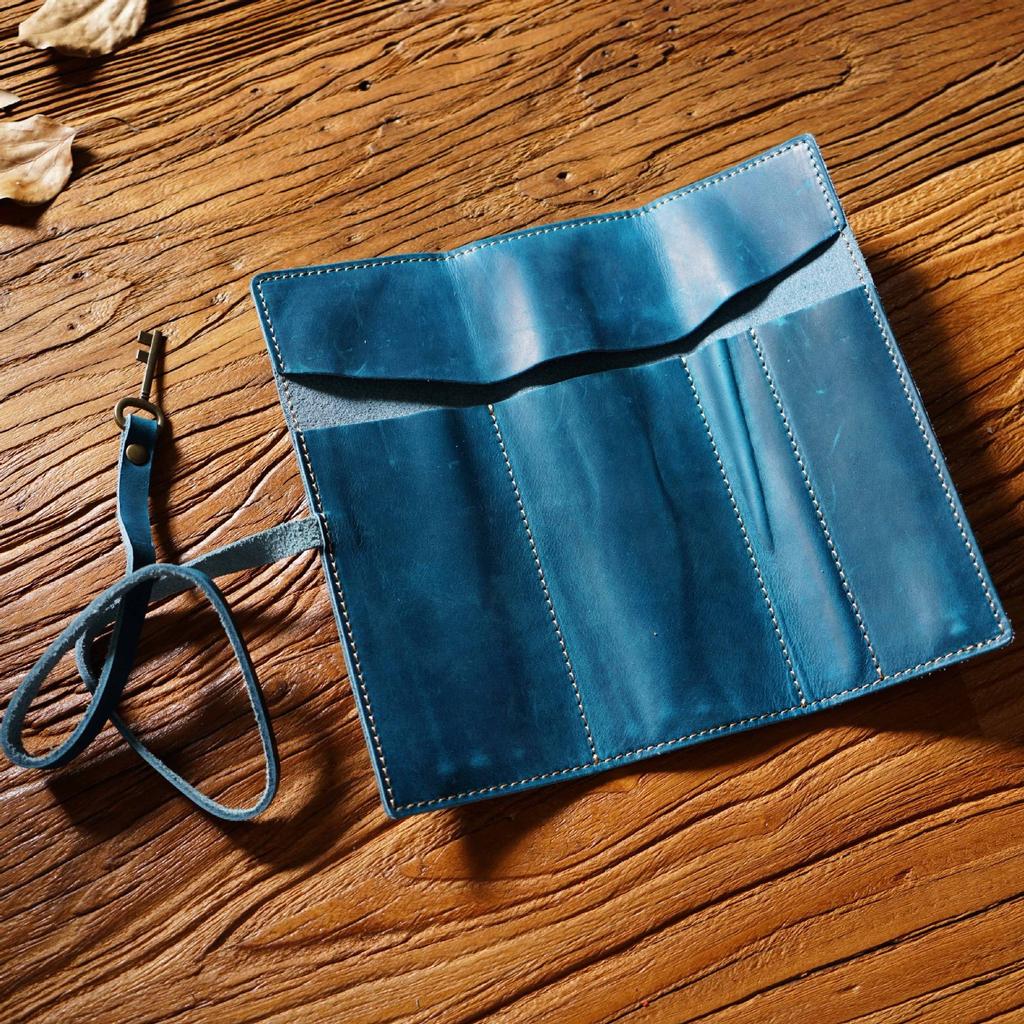 2026 Retro First-layer Cowhide Pen Curtain, Genuine Leather Pencil Case, Simple Literary Pencil Case, Multi-functional Bundle-tired Pencil Case